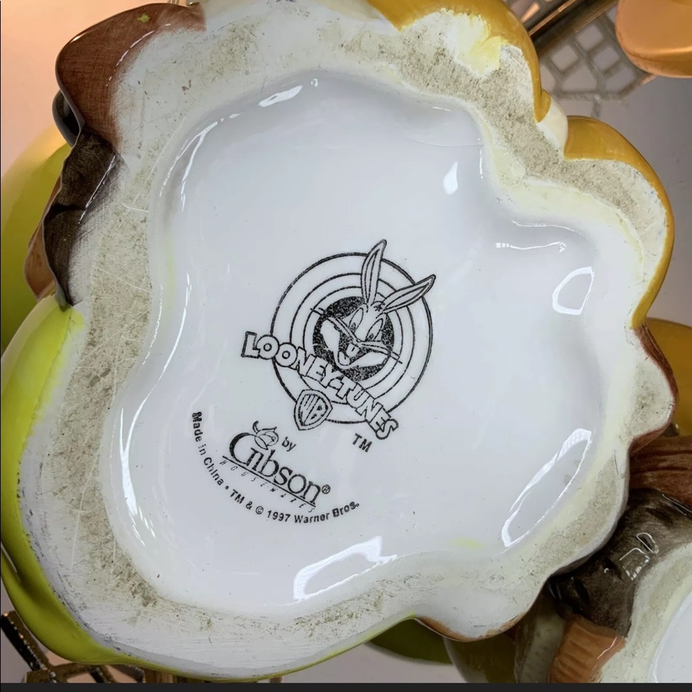 SOLD. Tweety Cookie Jar Kitchen Warner Brothers #G21 - Picture 6 of 8